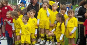 Zawody sportowe na stadionie