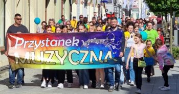 Przystanek „Muzyczna”…